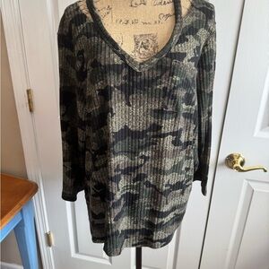 Moa Moa Camouflage V-Neck Sweater